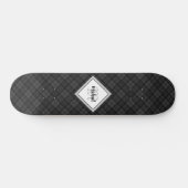 Trendy Black white tartan Personaliseer Monogram Persoonlijk Skateboard (Horizontaal)