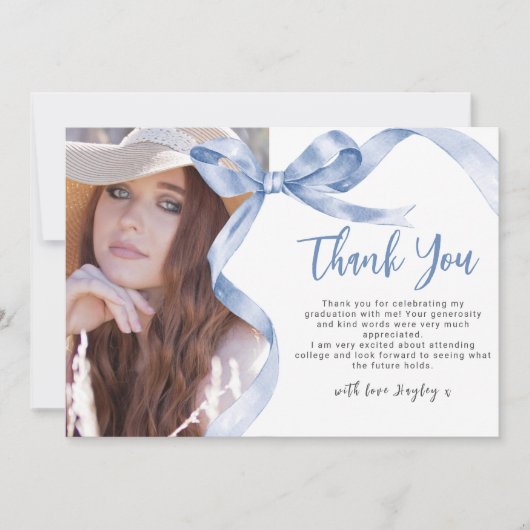 Trendy Blue Bow Foto Afstuderen Bedankkaart (Voorkant)