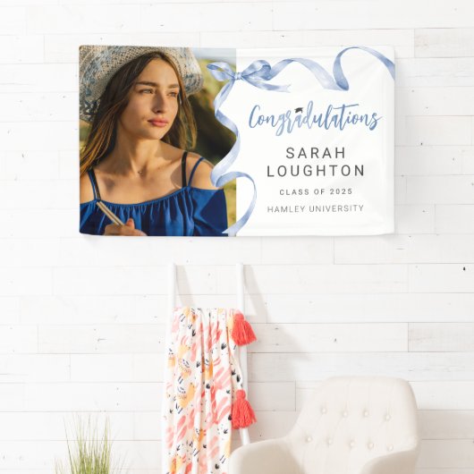 Trendy Blue Bow Foto Afstuderen Spandoek (Insitu)