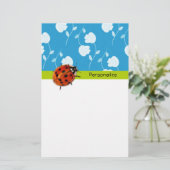 Trendy Blue Floral Ladybug met naam Briefpapier (Staand voorkant)