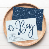 Trendy Blue Script Het is een Boy Baby shower Kaart