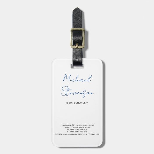 Trendy Blue White Handwrite minimalist Bagagelabel (Voorkant verticaal)