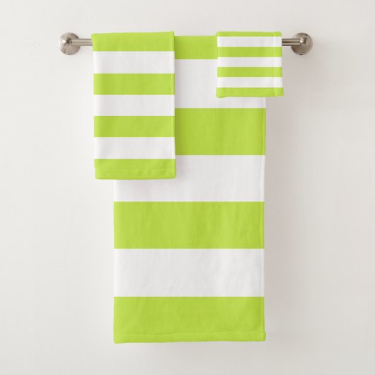 Trendy Bright Summer Lime Green Stripes Bad Handdoek (Insitu)