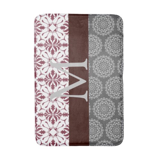 Trendy Burgundy en Gray Damask Monogram Badmat (Voorkant Verticaal)