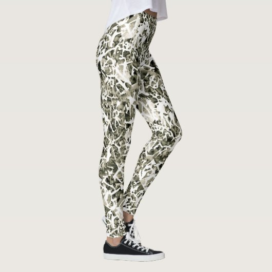 Trendy Chic Lavishly over Winter White Camo Leggings (Rechts)