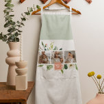 Trendy Collage Family Foto met Flowers Gift Schort<br><div class="desc">Leg mooie herinneringen vast met onze Trendy Collage Family Photo met Flowers collectie op Zazzle. Dit unieke en gepersonaliseerde geschenk is ideaal om uw gekoesterde familiemomenten te laten zien en tegelijkertijd de elegantie van bloemen en de persoonlijke toets van initialen te integreren. Met ons collage-ontwerp kunt u meerdere familiefoto's in...</div>