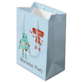 Trendy Colorful Robots Boy Birthday Party Medium Cadeauzakje (Achterkant Gekanteld)