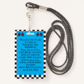 Trendy Cool Blue Race Car Birthday VIP Passen Badge (Achterkant met draagriem)