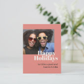 Trendy Coral Bold Script Foto Feestdagenkaart (Staand voorkant)