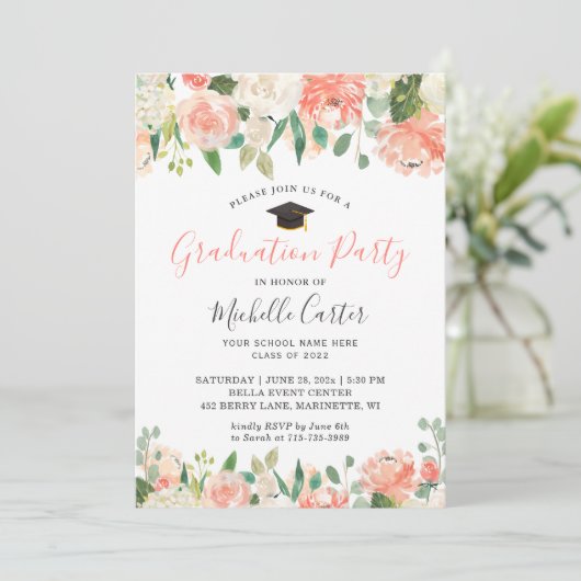Trendy Coral Peach Floral Girl Graduation Party Kaart (Staand voorkant)