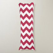 Trendy Crimson Red Chevron Pattern Lichaamskussen (Voorkant Verticaal)