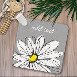 Trendy Daisy met grijs en geel Sleutelhanger<br><div class="desc">Een zand en griezelig stuk van hipster. Je kunt een naam,  een monogram of een andere aangepaste tekst toevoegen. Als u de kunst rond moet bewegen,  klik op de aanpassingsknoop om veranderingen aan te brengen.</div>