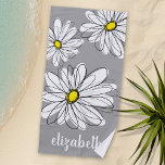 Trendy Daisy met grijs en geel Strandlaken<br><div class="desc">Een zand en griezelig stuk van hipster. Je kunt een naam,  een monogram of een andere aangepaste tekst toevoegen. Als u de kunst rond moet bewegen,  klik op de aanpassingsknoop om veranderingen aan te brengen.</div>