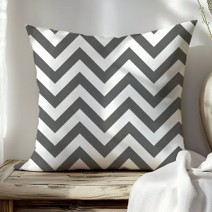 Trendy Dark Gray and White Chevron Zigzag Stripes Kussen