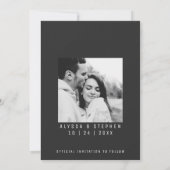 Trendy Eenvoudige Zwarte en Witte Foto Save The Date (Achterkant)