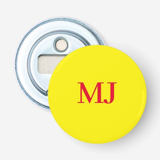 Trendy effen eenvoudig geel rood monogram initiale button flesopener (Voorkant)
