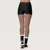 TRENDY FAUX SHORTS, CHIC FASHIONABLE TAN + ZWARTE LEGGINGS (Achterkant)