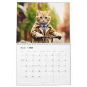: Trendy Feline Avontuur: Kat in trenchcoat op B Kalender (Mar 2026)