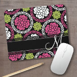 Trendy Floral Pattern Hot Pink and Black Monogram Muismat<br><div class="desc">Voeg jouw naam of monogram toe aan deze funky illustratie met bloemen en grafische cirkels.</div>