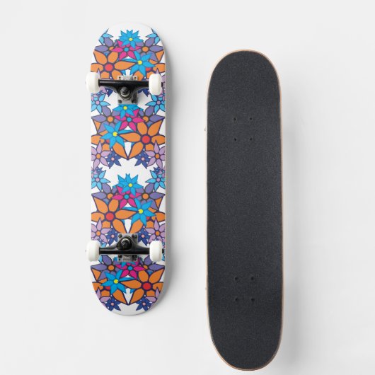 Trendy Floral Pattern Skateboard (Voorkant)