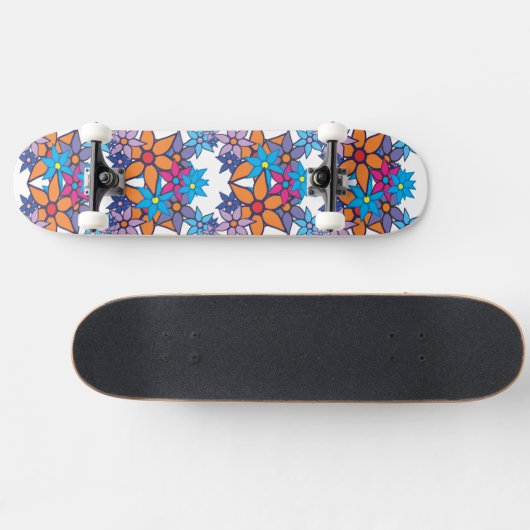 Trendy Floral Pattern Skateboard (Horizontaal)