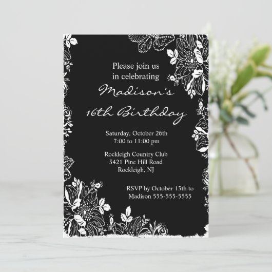 Trendy Floral Sweet Sixteen Birthday Uitnodiging (Staand voorkant)