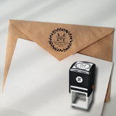 Trendy Floral Wreath Custom Monogram Zelfinktende Stempel