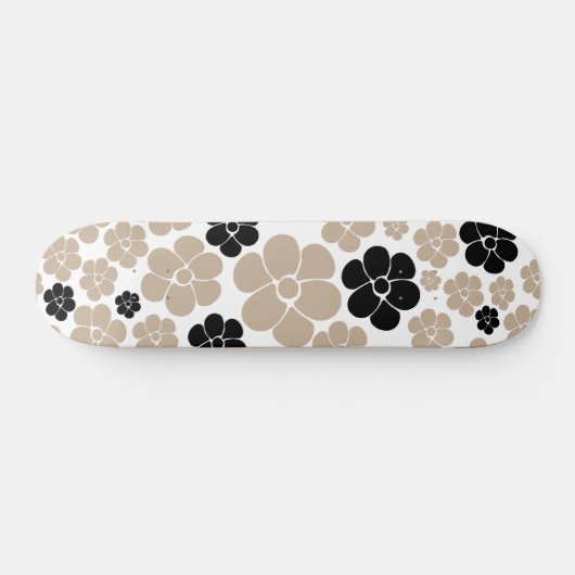 Trendy Flower Pattern in Taupe, Black and White Persoonlijk Skateboard (Horizontaal)