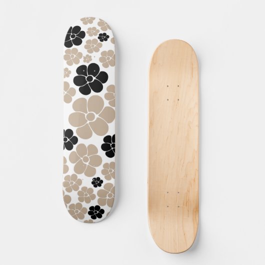 Trendy Flower Pattern in Taupe, Black and White Persoonlijk Skateboard (Voorkant)