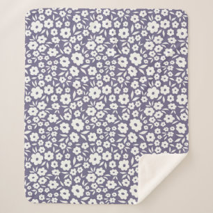 Trendy flowers seamless pattern. Small vintage flo Sherpa Deken