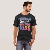 Trendy Friendsgiving 2025 Squad – Kleurrijke Herfs T-shirt (Voorkant volledig)