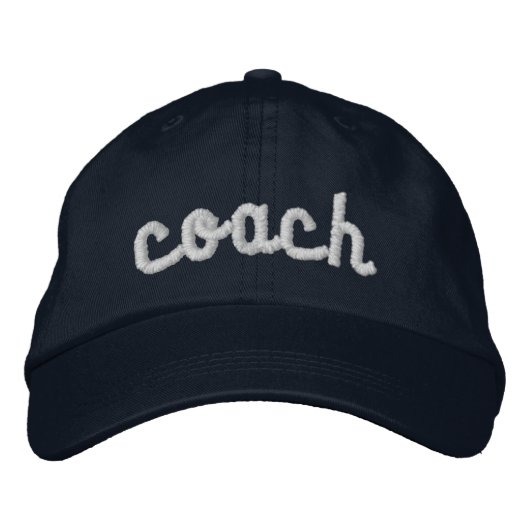 Trendy Geborduurd Coach Pet voor Vrouwen (Voorkant)
