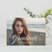 Trendy Gescriptte Afstudeeraankondiging Fotokaart Kaart (Staand voorkant)