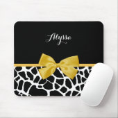 Trendy Giraffe Animal Print Yellow Bow met naam Muismat (Met muis)