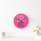 Trendy Girl Boss Typografie White Hot Pink Ronde Klok (Huis)