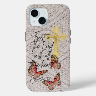 Trendy Goddelijke Breiwerk Roze Vlinders Kruis iPhone 15 Case