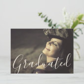 Trendy Gold Sparking Gradued Photo Afstuderen Kaart (Staand voorkant)