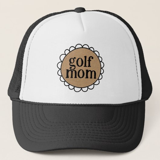 Trendy GOLF MOM Scalloped Edge Trucker Pet (Voorkant)