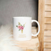 Trendy gouden Waterverf bloemletter Y | Monogram Koffiemok