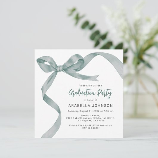 Trendy Green Bow Afstuderen Feestdagenkaart (Staand voorkant)