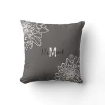 Trendy Grey met witte bloemen en naam Pillow