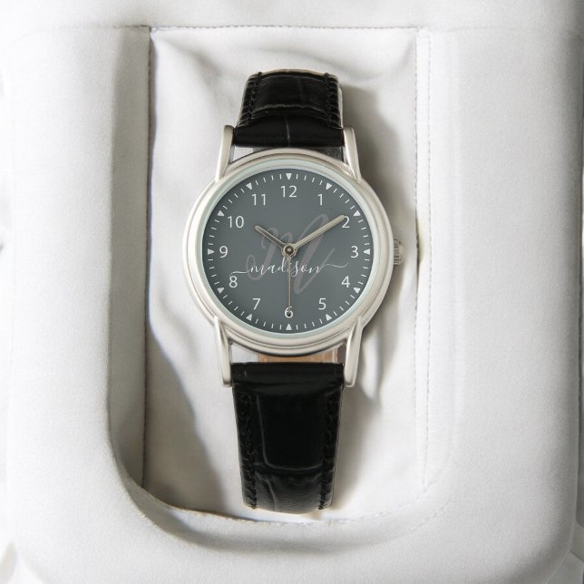 Trendy Grey Stijlvol Monogram Initiaal en Naam Horloge (Creator heeft geüpload)