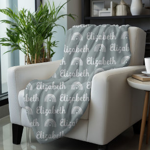 Trendy grijs regenboog aangepaste kalligrafie naam fleece deken