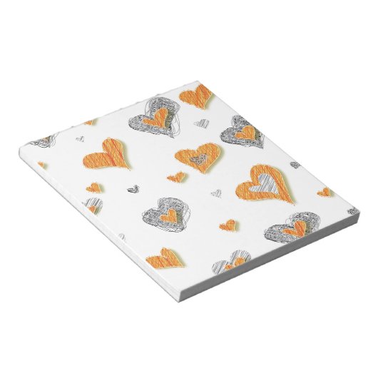 Trendy grijze oranje hart krabbelpatroon cadeaus notitieblok (Schuin)