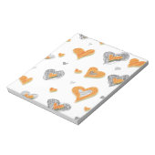 Trendy grijze oranje hart krabbelpatroon cadeaus notitieblok (Linkerzijde)
