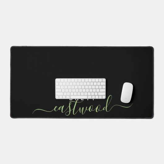 Trendy groen script monogram op zwart bureaumat (Keyboard & Muis)