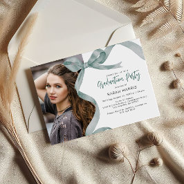 Trendy groene strik foto afstudeeruitnodiging feestdagenkaart