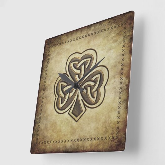 Trendy grundge Irish boetshamrock Vierkante Klok (Hoek)