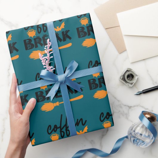 Trendy Halloween Witch Quote "Coffin Break" Gift Cadeaupapier (Geschenken)