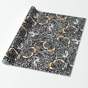Trendy hand sketch butterflies die met elkaar verm cadeaupapier